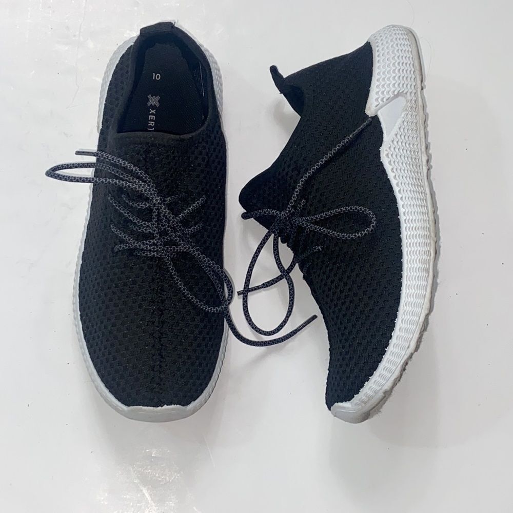 XERTIA WOMEN SHOES SIZE 10